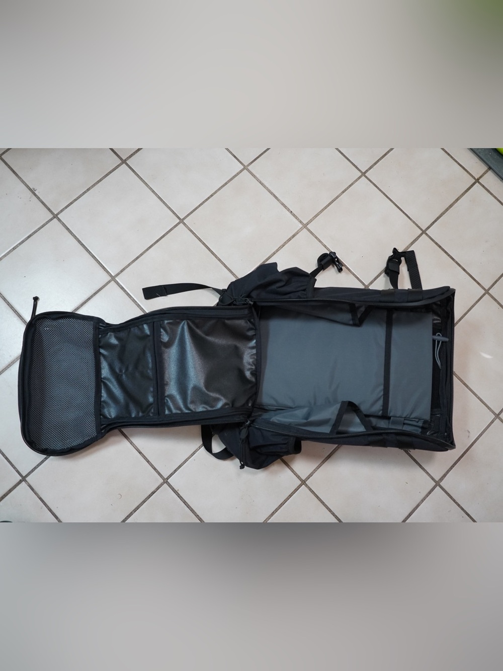 MYSTERY RANCH Blitz 30 Backpack Black MOLLE Tactical Used - Picture 12 of 13
